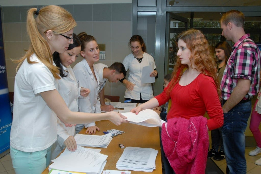 A Debreceni Egyetemen idén 5. alkalommal kerültek megrendezésre a Fogászati Szűrőnapok.